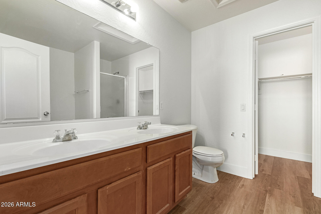 7007 W Mercer Lane - Photo 10