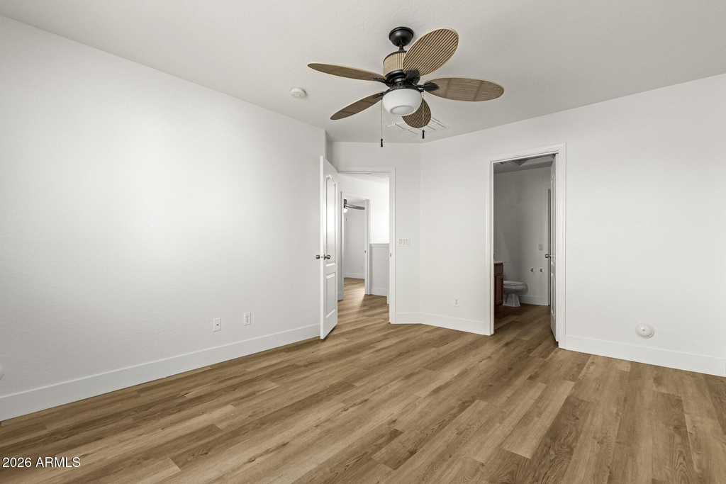 7007 W Mercer Lane - Photo 9