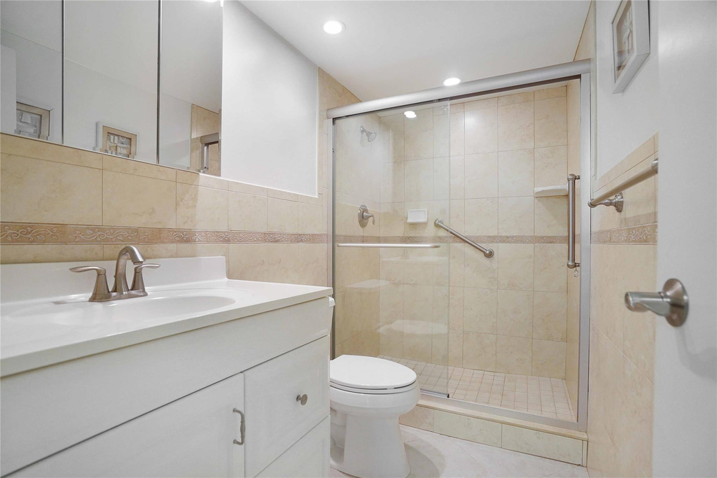 4250 Galt Ocean Drive - Photo 19