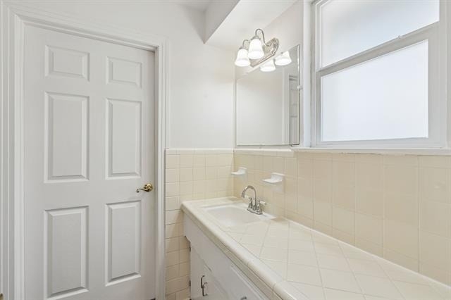 9028 Fringewood Drive - Photo 23