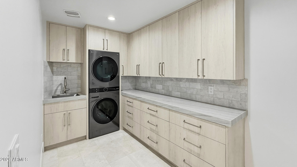 8429 E Del Camino Drive - Photo 33