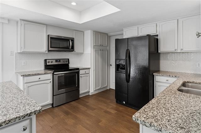 5517 Castleview Lane - Photo 13