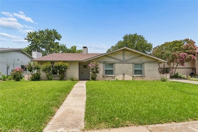 5517 Castleview Lane - Photo 3