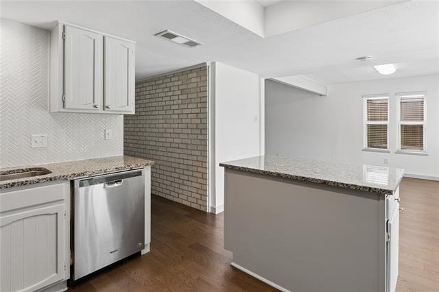 5517 Castleview Lane - Photo 15