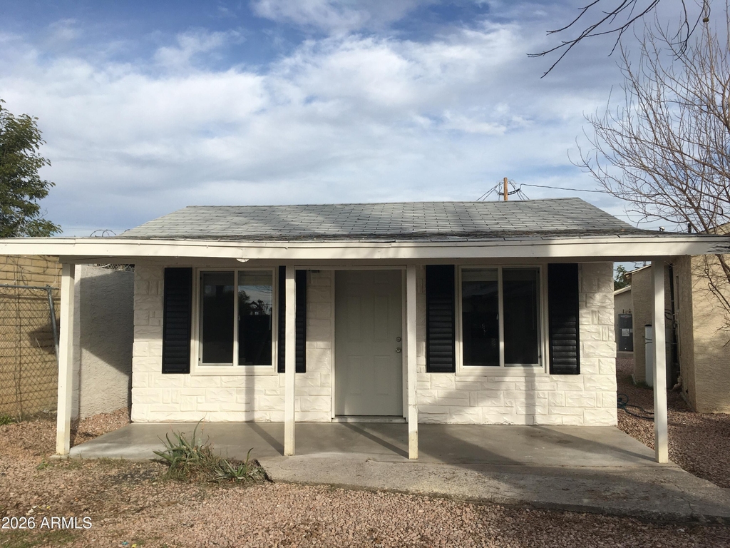 623 S Country Club Drive - Photo 1