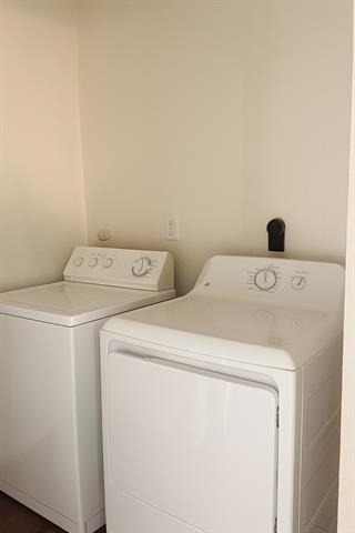 307 W Trunk Street - Photo 2