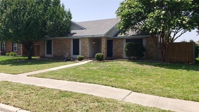 5640 Turner Street - Photo 2
