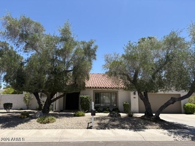 9405 N 83rd Street - Photo 0