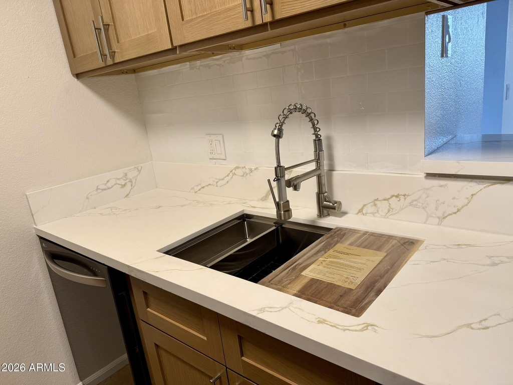 10610 S 48th Street - Photo 11