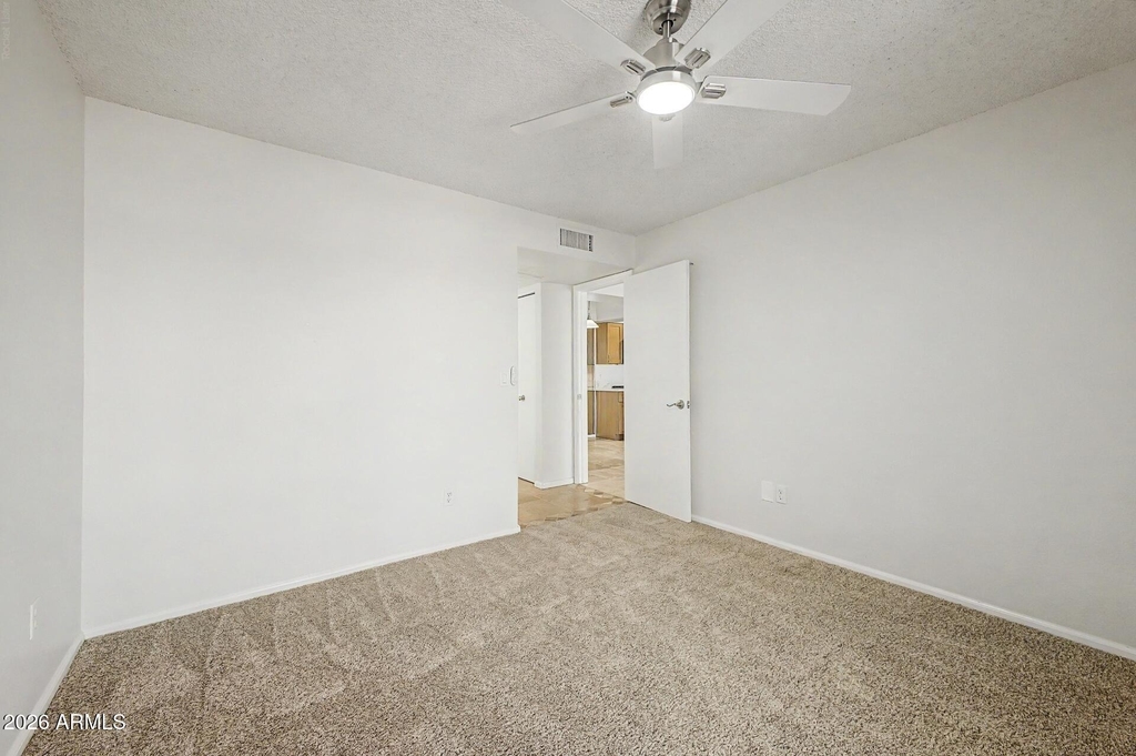 10610 S 48th Street - Photo 15