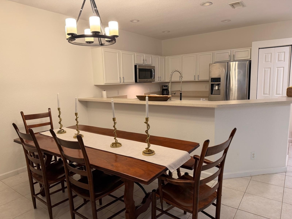 13428 Georgian Court - Photo 4