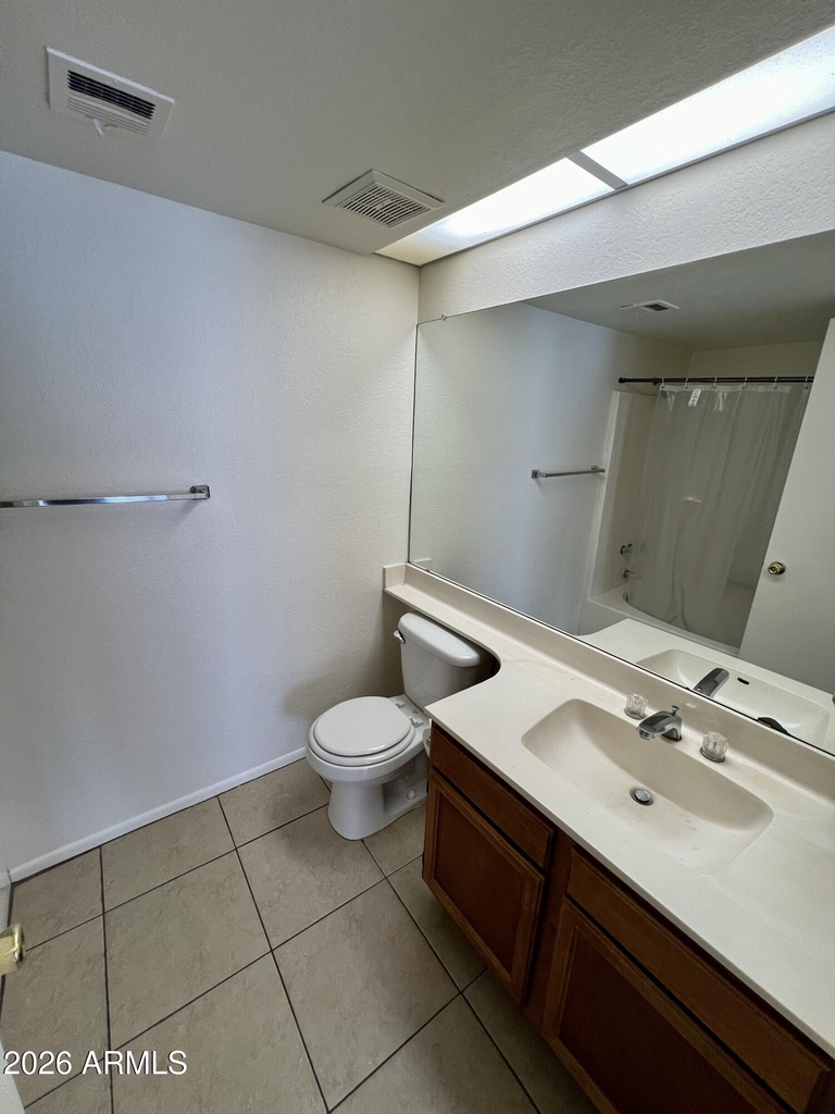 839 S Westwood -- - Photo 12
