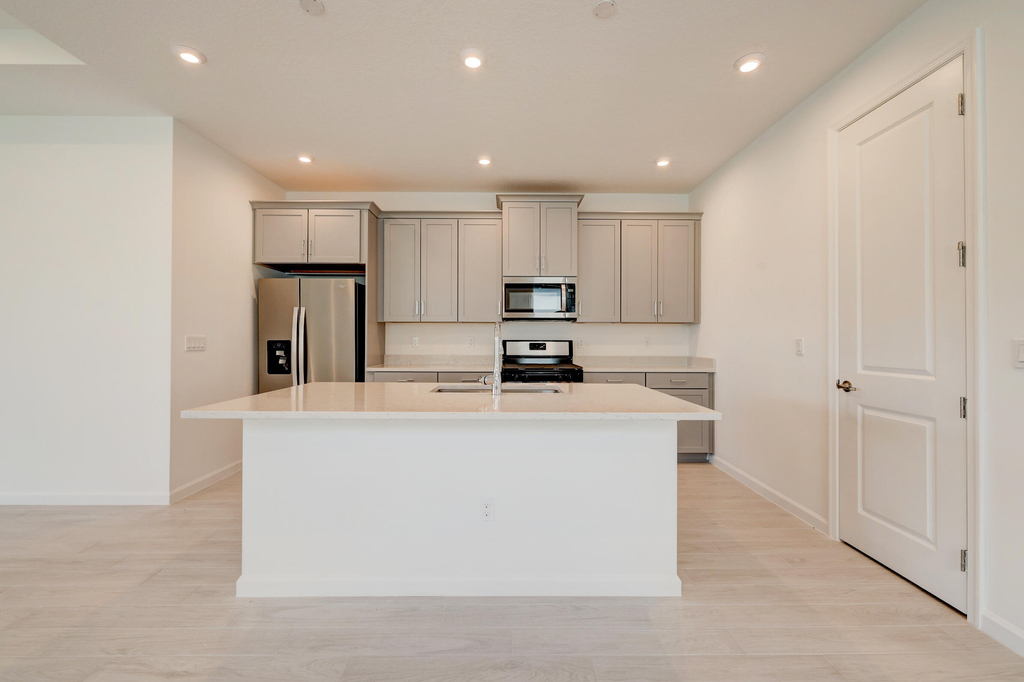 12712 Sw Eleanor Drive - Photo 7