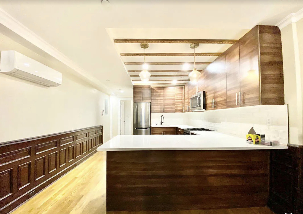 1245 Dean Street - Photo 3