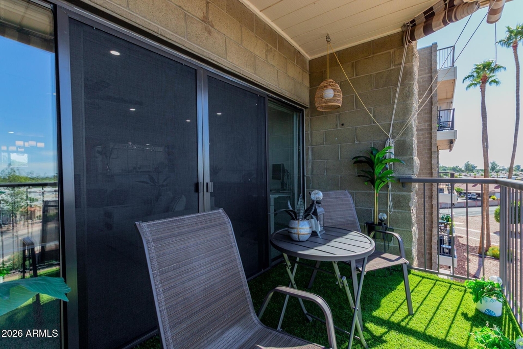 425 S Parkcrest Drive - Photo 16