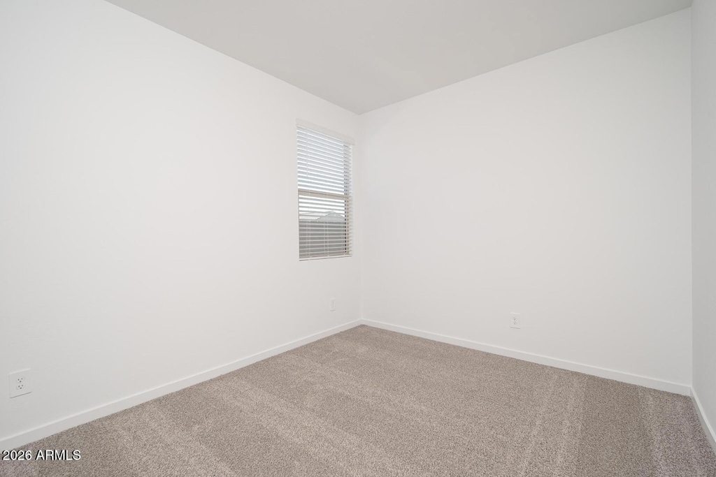 17305 W Sanna Street - Photo 11