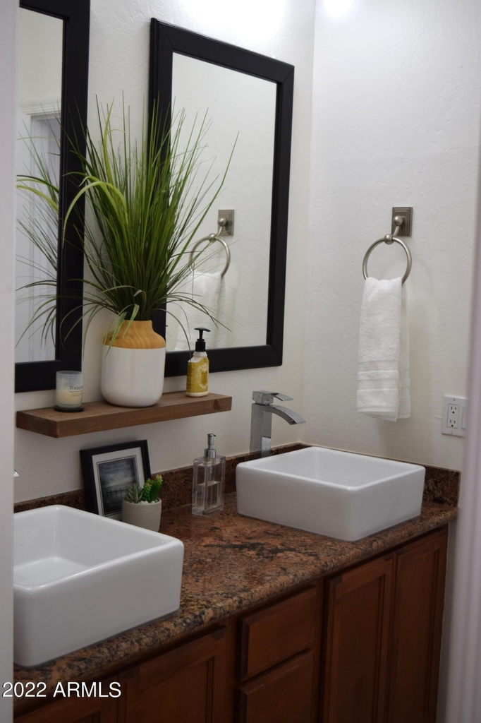 21661 N 58th Avenue - Photo 36