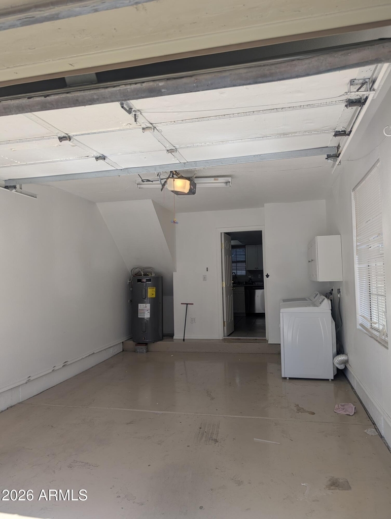 820 W University Drive - Photo 13