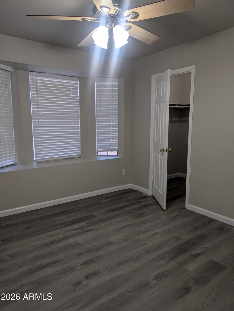 820 W University Drive - Photo 6