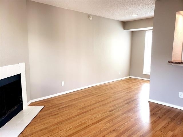 1901 N Fitzhugh Avenue - Photo 2