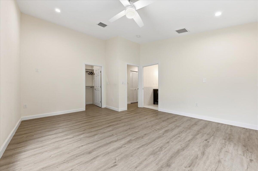 530 Ne 3rd Avenue Ne - Photo 19