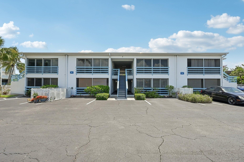 11000 S Ocean Drive - Photo 25