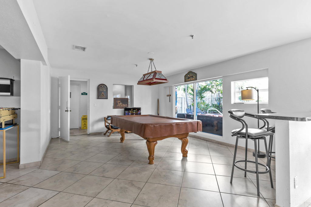 677 Ne 24th Street - Photo 26