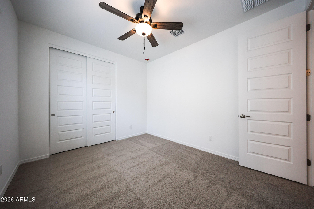 7695 W Smoketree Drive - Photo 18