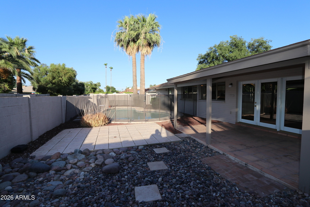 1910 E Manhatton Drive - Photo 14
