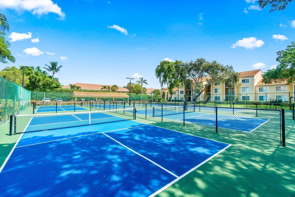 145 Yacht Club Way - Photo 34