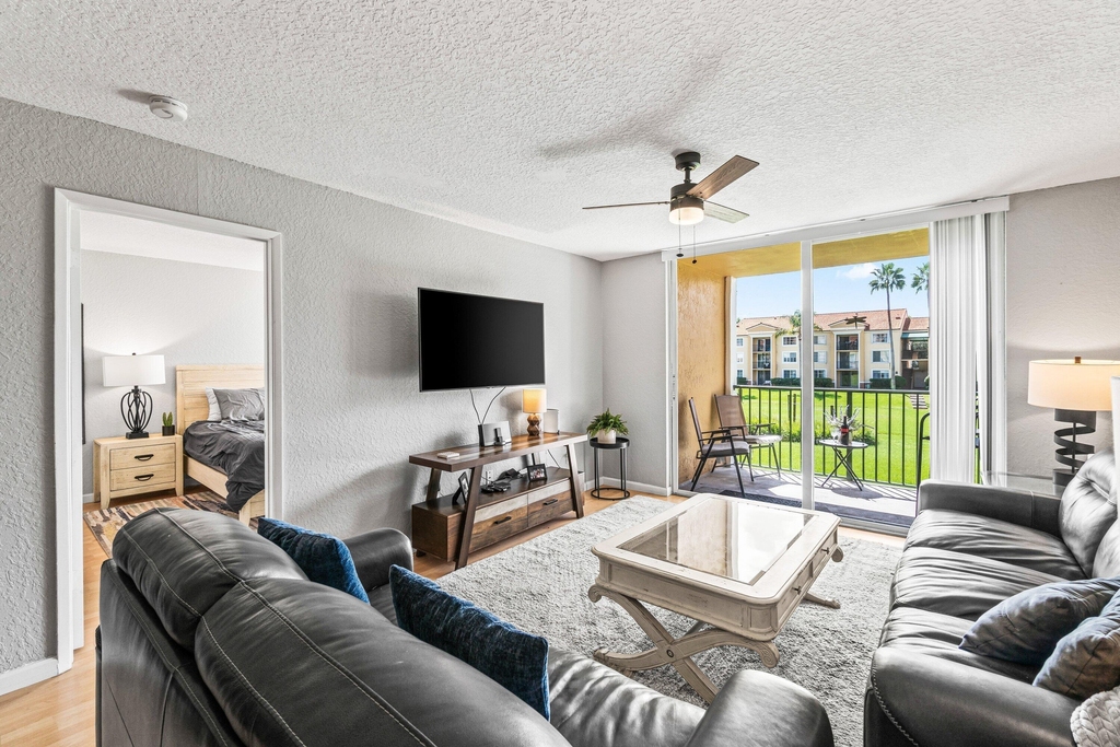 145 Yacht Club Way - Photo 5