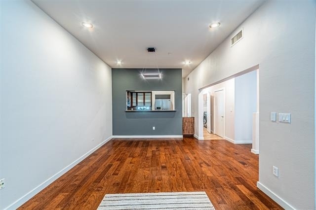 6927 Sumner Street - Photo 6