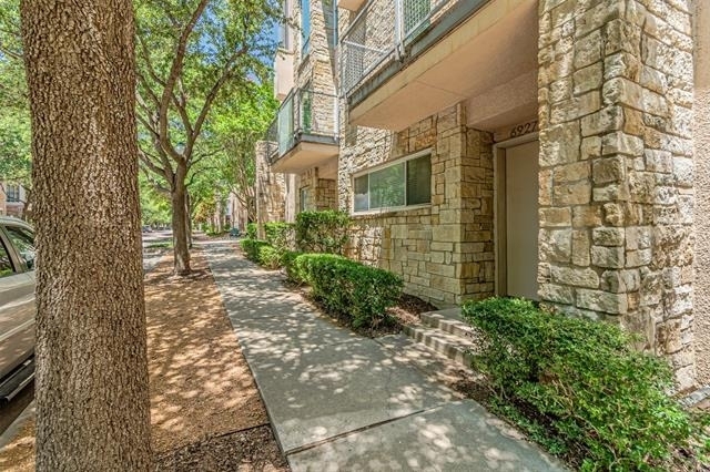 6927 Sumner Street - Photo 1