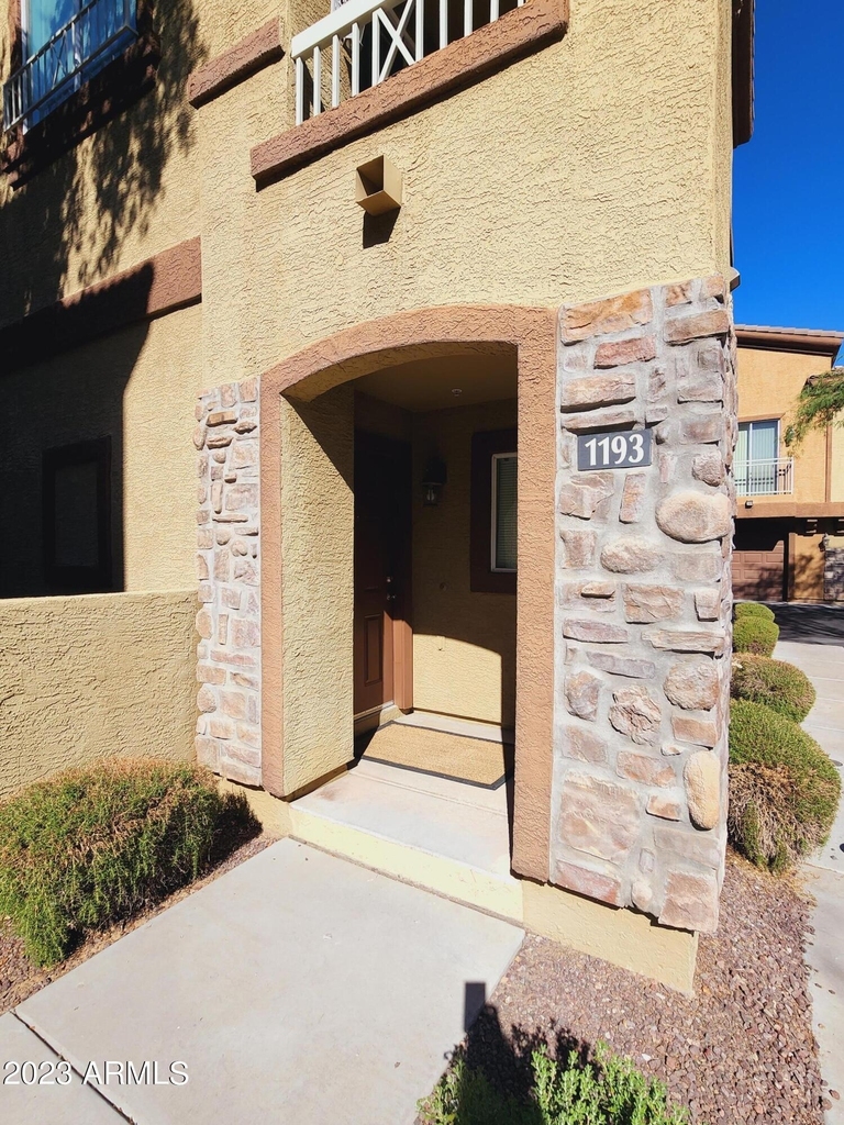 1920 E Bell Road - Photo 1