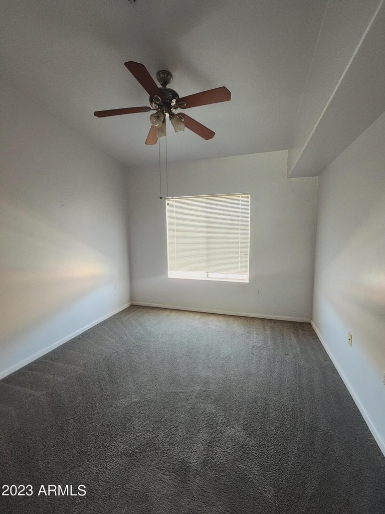 1920 E Bell Road - Photo 19