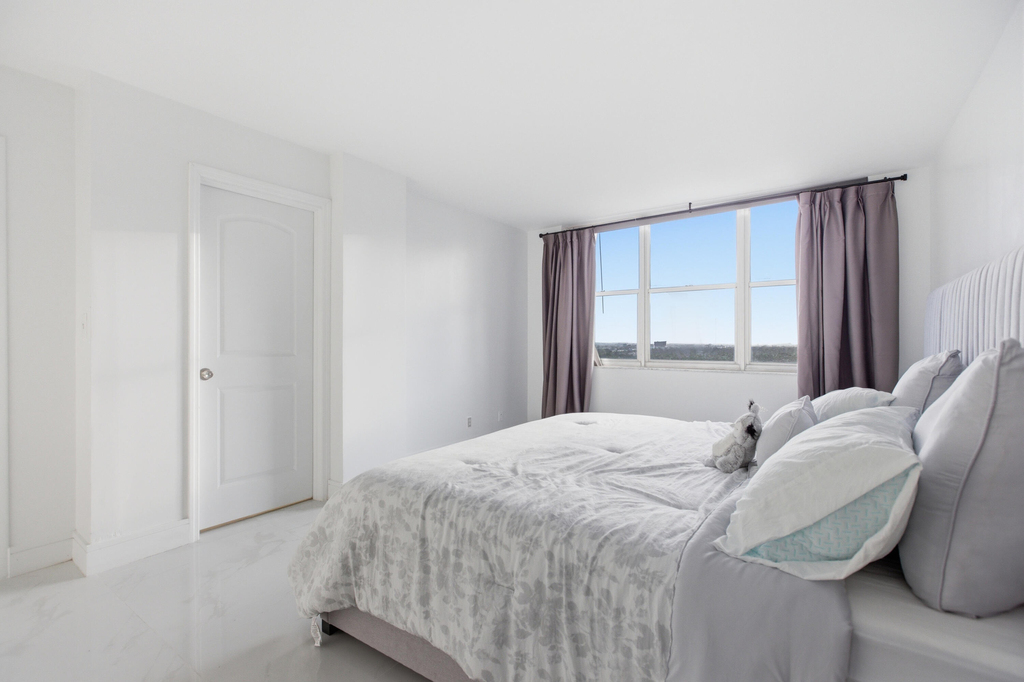 2101 S Ocean Drive - Photo 20