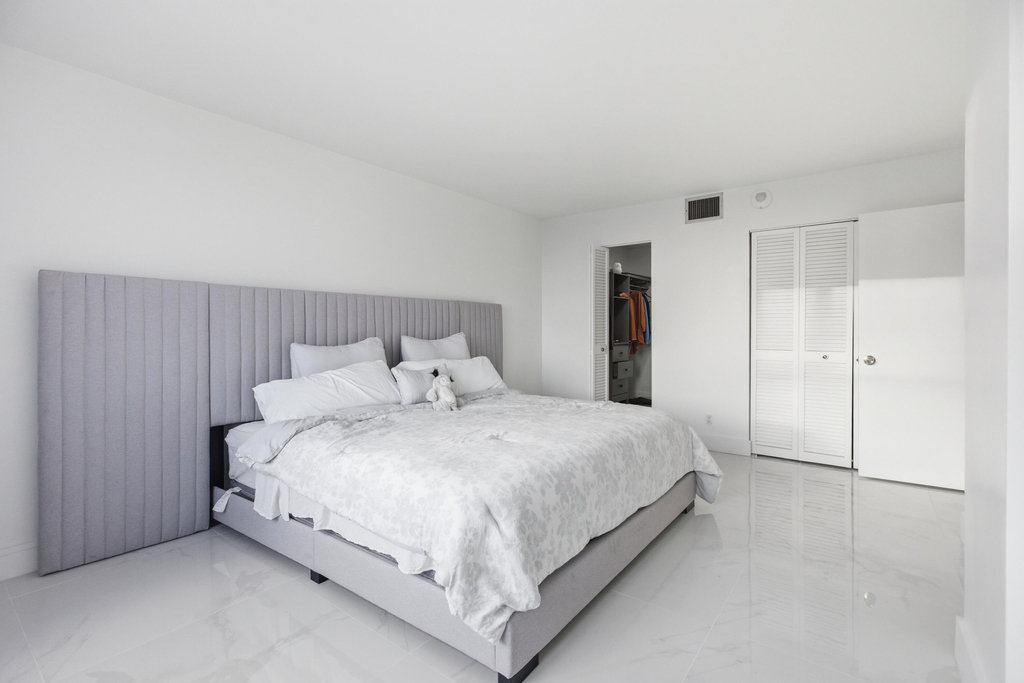 2101 S Ocean Drive - Photo 19