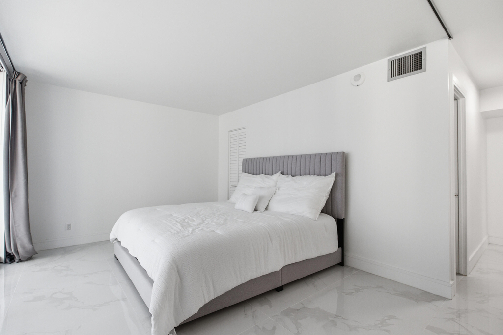 2101 S Ocean Drive - Photo 14