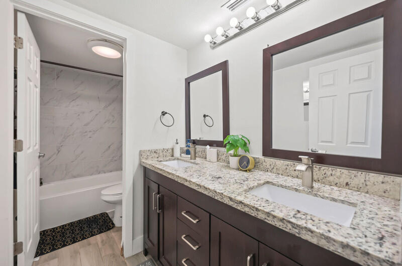 8421 Forest Hills Drive - Photo 8