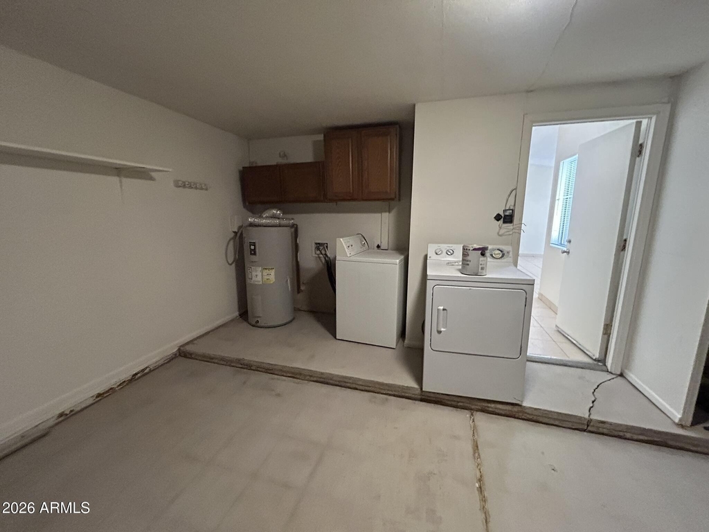 1762 W Colt Road - Photo 28