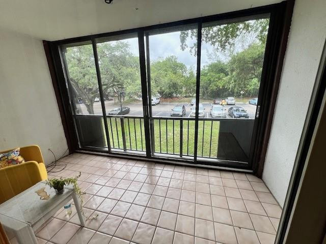 3740 Inverrary Drive - Photo 4