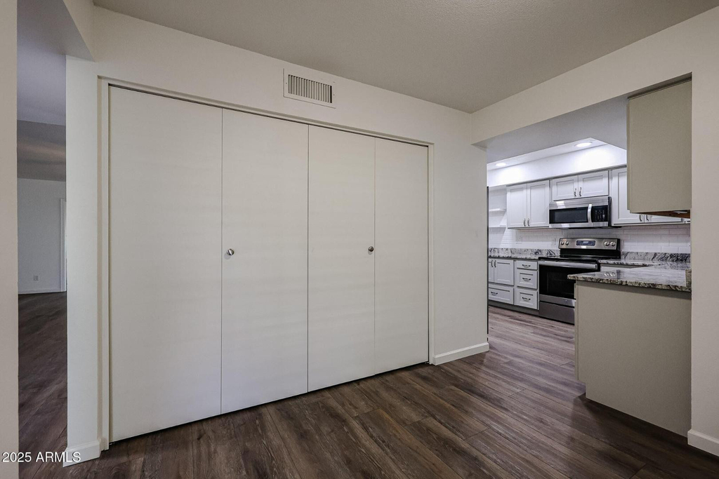 26033 S Hollygreen Drive - Photo 19