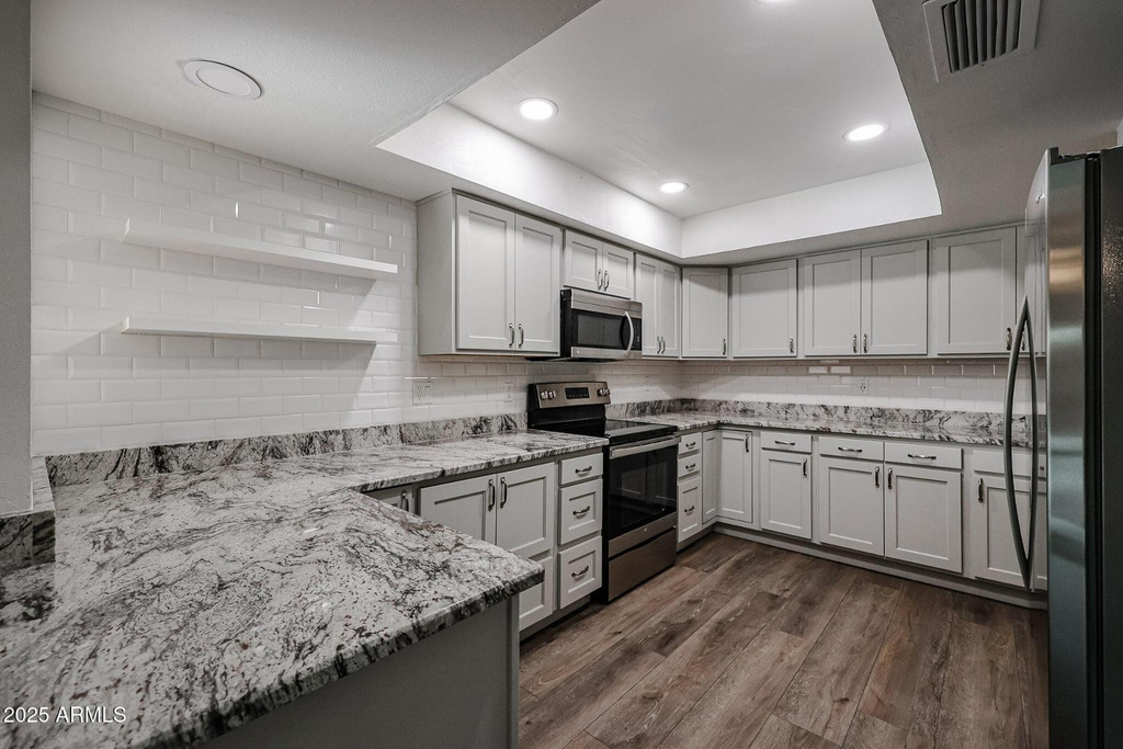 26033 S Hollygreen Drive - Photo 16