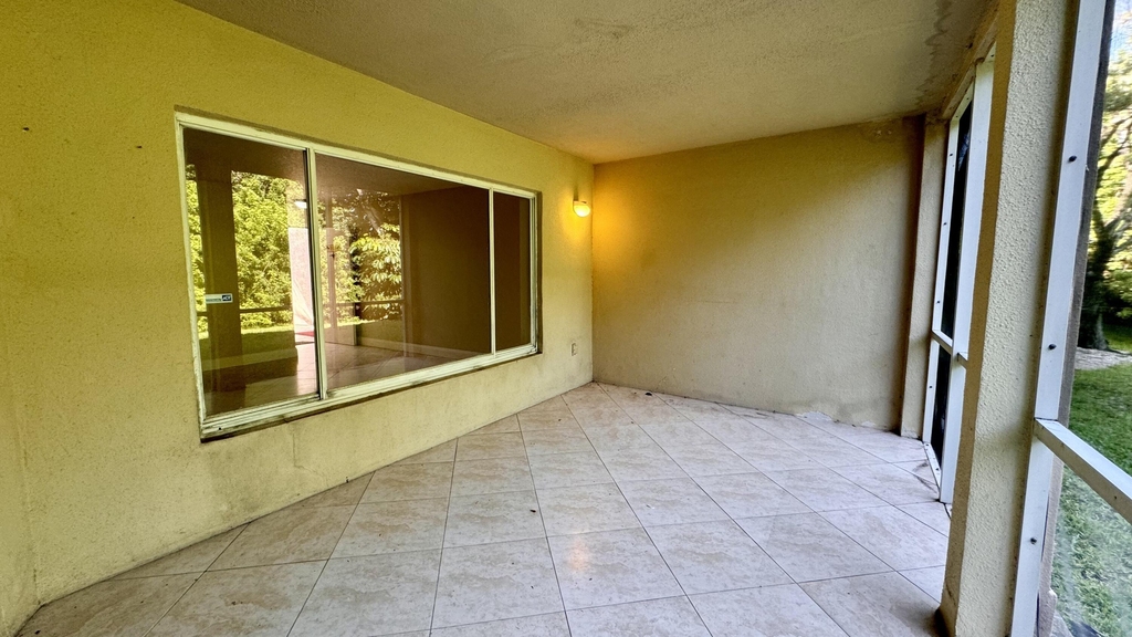 815 W Boynton Beach Boulevard - Photo 32