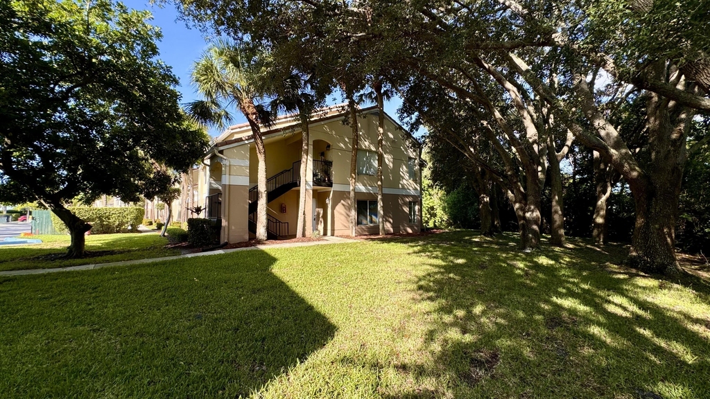 815 W Boynton Beach Boulevard - Photo 18