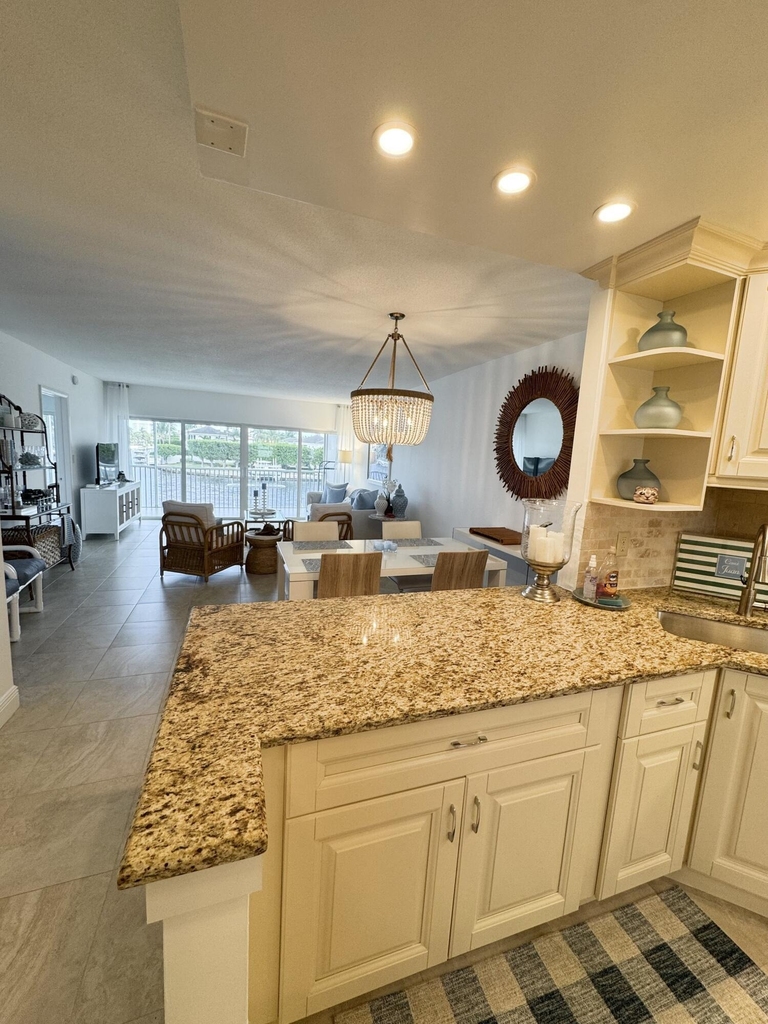 390 N Federal Highway - Photo 1