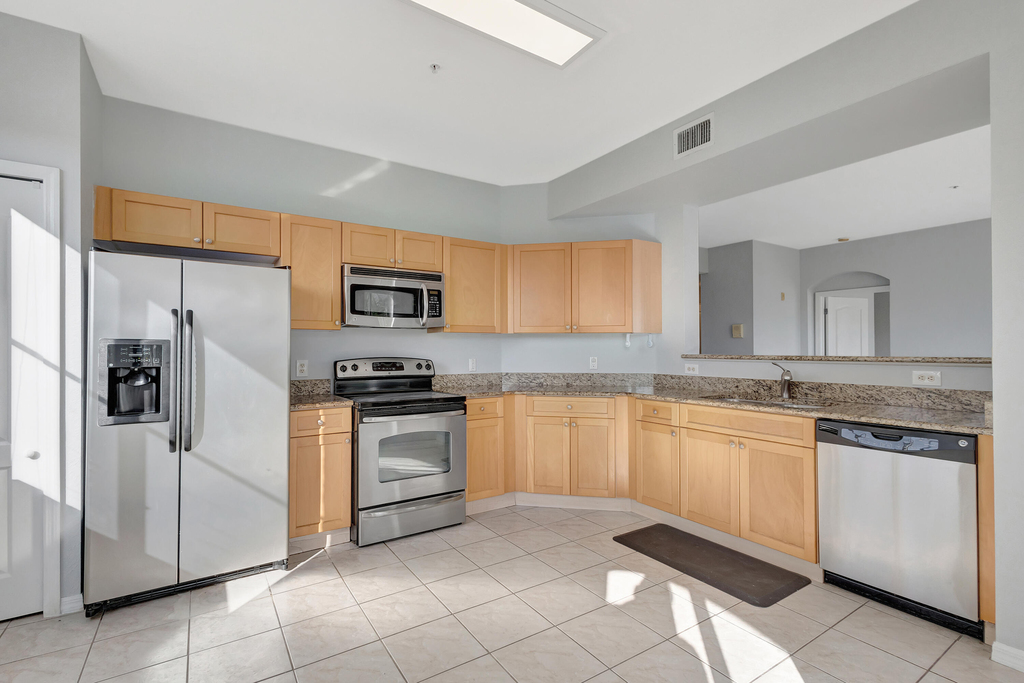 11020 Legacy Drive - Photo 12