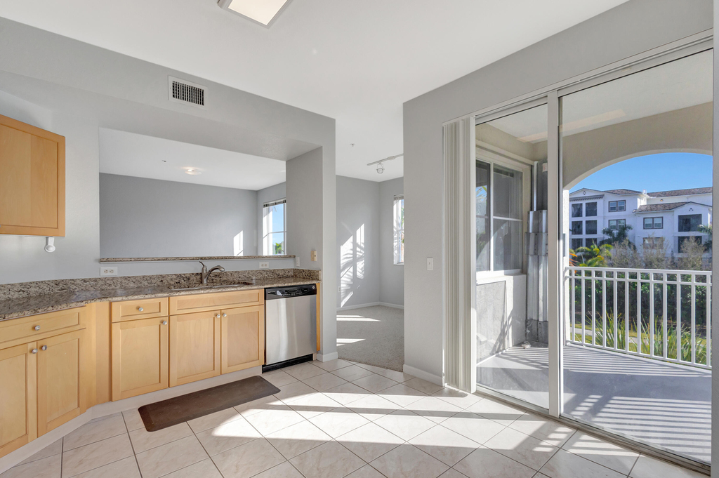 11020 Legacy Drive - Photo 13