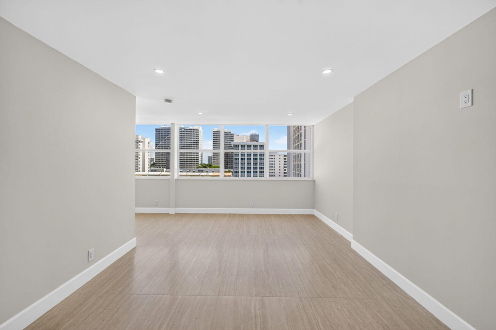 209 N Fort Lauderdale Beach Boulevard N - Photo 36