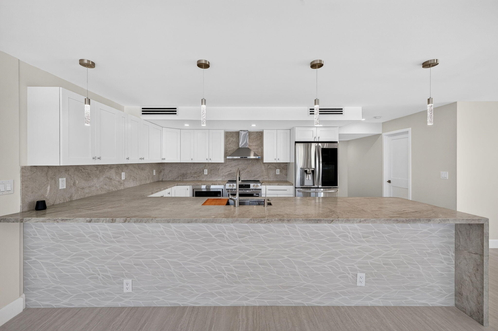 209 N Fort Lauderdale Beach Boulevard N - Photo 1